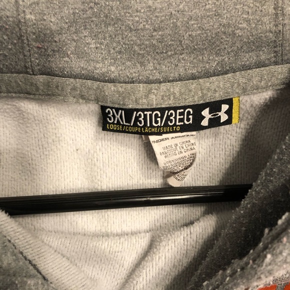 Under Armour Sweatshirt 3XL - Picture 3 of 3